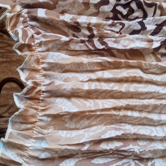 Top - Picture 2 of 4